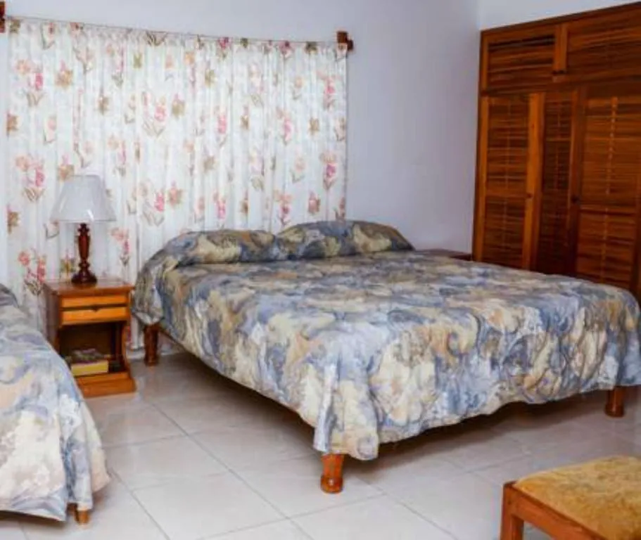 Vanvilla Guest House Negril Jamaica