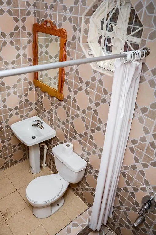 Vanvilla Guest House Negril